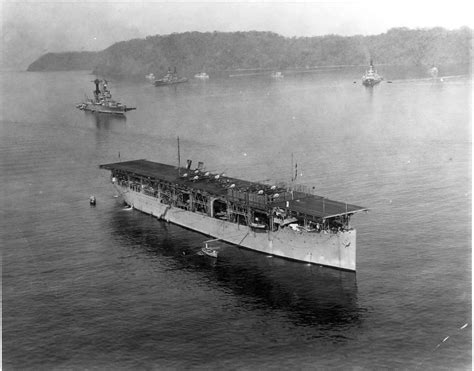 USS Langley at sea in 1922