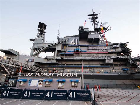 USS Midway 68 Crew