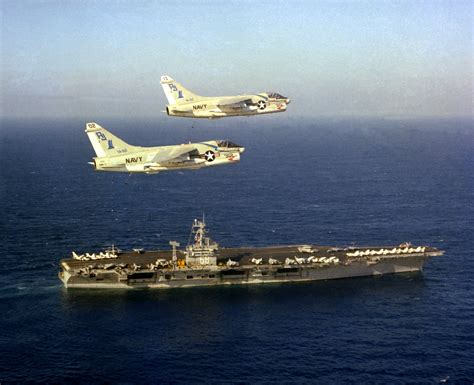 USS Nimitz (CVN-68) at Sea