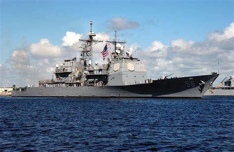 USS Philippine Sea CG-58 electronics