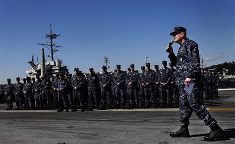 USS Stennis CVN 74 Crew