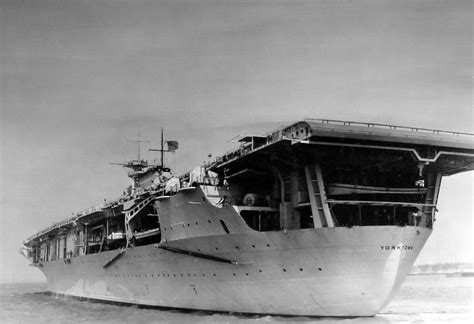 USS Yorktown (CV-5) in 1942