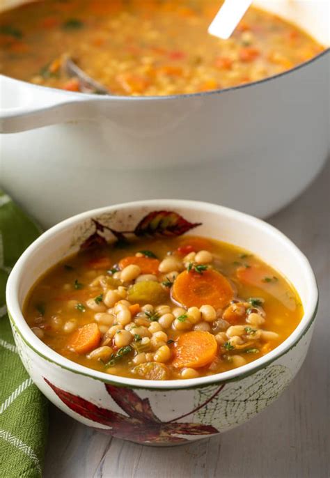 Vegetarian Navy Bean Soup Image