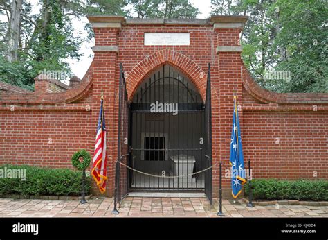 Washington Family Tomb