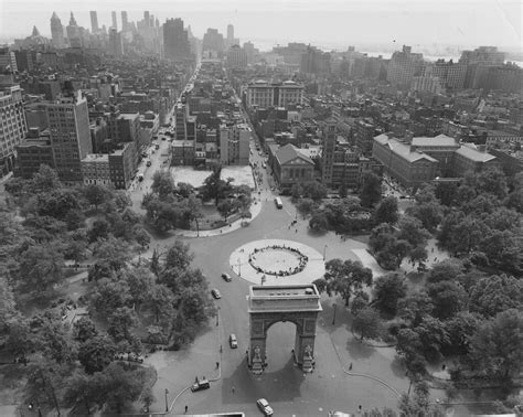 Henry James's Washington Square is a roman à clef based on real-life events