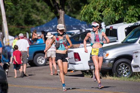 Runners at the Western States Endurance Run