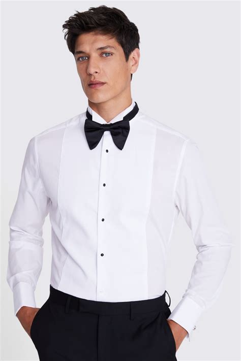 White Dress Shirt with Wing-Tip Collar