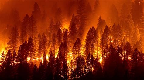 La Wildfire burning in the distance